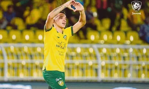 Cầu thủ Argentina tiết lộ sắp nhập tịch Malaysia: Không thể đấu với tuyển Việt Nam vì luật FIFA?