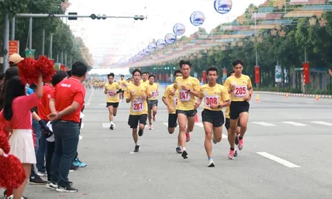 15.000 VĐV tranh tài Giải Việt dã TP HCM "Chào năm mới 2026"
