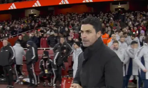 Arteta lên tiếng khi HLV Emery không bắt tay sau chiến thắng đậm của Arsenal