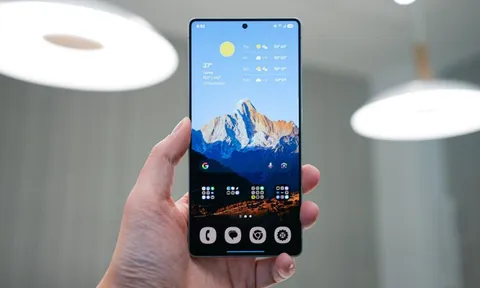 Samsung sắp làm được điều ai cũng mong chờ: Không còn bị "cạnh khóe" là kém điện thoại Trung Quốc nữa rồi?