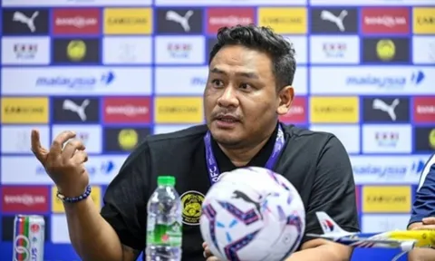 HLV tuyển Malaysia bỗng nhiên chấm dứt hợp đồng sau trận thắng Việt Nam, cái kết khiến tất cả bất ngờ