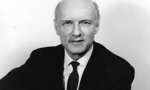 Năm 1960, một nhà vật lý dự báo thế giới sẽ đi đến hồi kết vào năm 2026