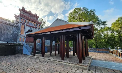 Dựng nhà gỗ trước lăng mộ Hoàng thái hậu Từ Dụ: Cần tuân thủ tính nguyên gốc của di tích