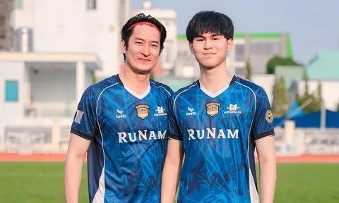 Vẻ ngoài điển trai tuổi tròn đôi mươi của con trai nam diễn viên Huy Khánh gây sốt