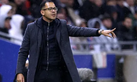 Chelsea bổ nhiệm tân HLV trưởng Liam Rosenior