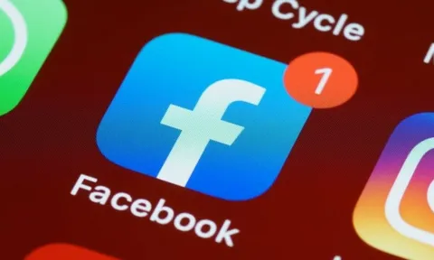 Thông báo nóng từ Facebook, người dùng Việt Nam chú ý