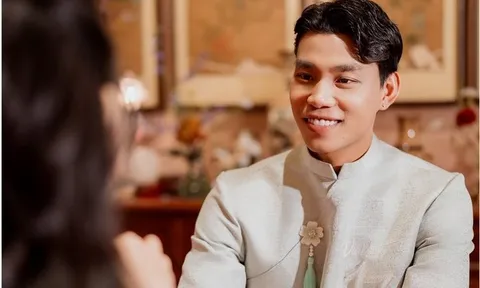 Nam cầu thủ "ting ting" gần 500 triệu đồng cho bạn gái, sở hữu cơ ngơi gây bất ngờ