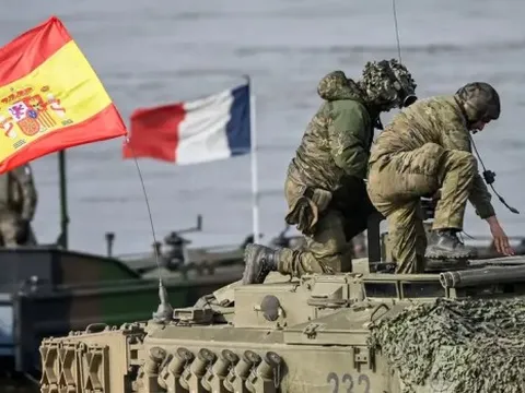 Châu Âu chia rẽ: Ai sẽ gửi quân tới Ukraine, ai sẽ quay lưng, hay 'tất cả đều đang chờ Nga'?