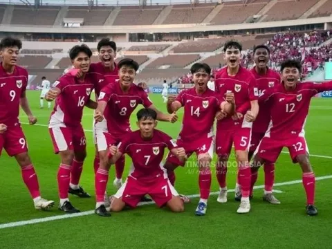 Tuyển Indonesia triệu tập lực lượng “khủng” chưa từng có trước thềm đại chiến Brazil ở World Cup