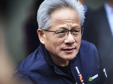 Buồn của Jensen Huang: “Trăm phương nghìn kế” mới được bán chip sang thị trường hấp dẫn nhất nhì thế giới thì lại bị chính khách hàng đóng cửa không cho vào