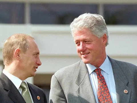 TASS: Cựu Tổng thống Mỹ Clinton từng rủ Nga vào NATO - Ông Putin phản ứng sao?