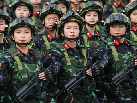 Tin tức sáng 23-8: Hướng dẫn đóng BHXH cho quân nhân; Chủ tịch trẻ nhất ngành chứng khoán từ chức