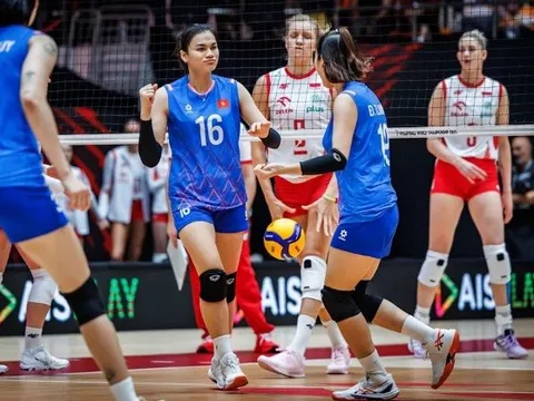 Tuyển Việt Nam được báo châu Âu khen hết lời: "Họ khiến đội hạng 3 thế giới phải mướt mồ hôi"
