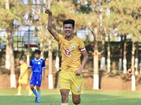 Danh sách tuyển Việt Nam: HLV Kim Sang-sik không gọi Filip Nguyễn, lần đầu điền tên cầu thủ HAGL cao 1m96