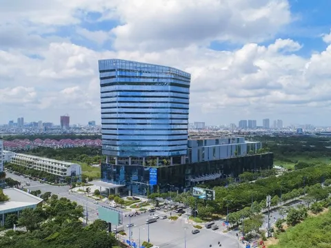 Nhiều lãnh đạo cấp cao rời chức, chủ tịch doanh nghiệp 54.000 tỷ lên tiếng