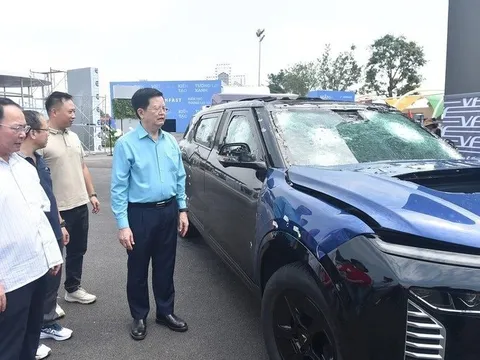 Chỉ 2 ngày nữa, Việt Nam chứng kiến một sự kiện chưa có tiền lệ, hơn 100 DN tham gia, có cả xe chống đạn