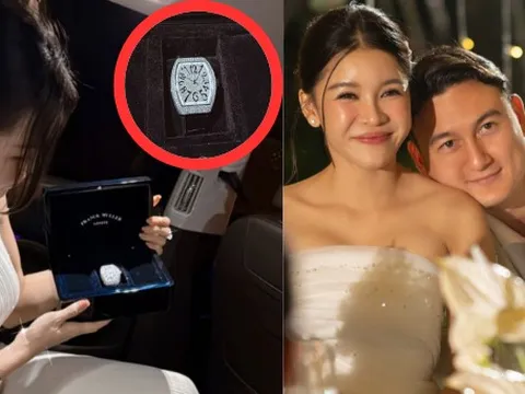 Thủ môn Lâm Tây tặng đồng hồ kim cương trăm triệu cho nàng WAG nóng bỏng nhất làng bóng đá