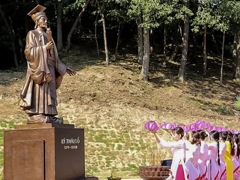 Hàn Quốc dựng tượng vua Lý Thái Tổ tại tỉnh Bắc Gyeongsang