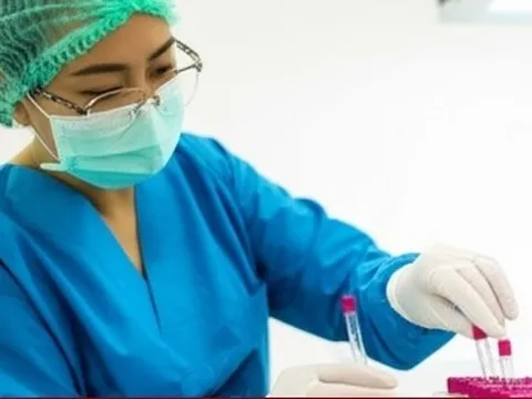 Con trai càng lớn càng không giống bố, kết quả ADN hé lộ bí mật động trời
