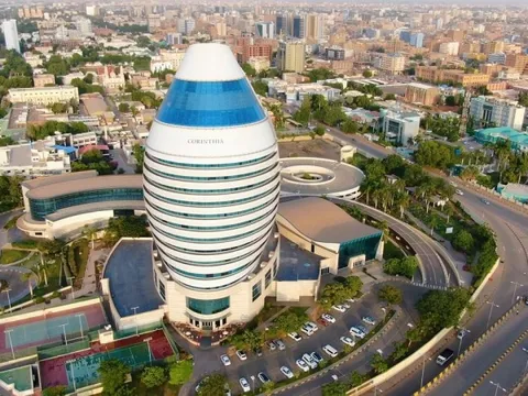 Đây là quốc gia có mức nợ cao nhất thế giới, vượt 250% GDP, tăng trưởng âm