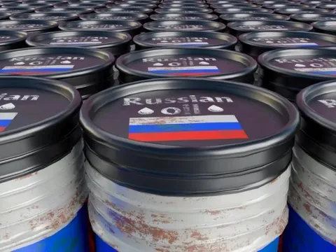 Không phải Trung Quốc hay Ấn Độ, đây mới là khách hàng mua dầu nhiên liệu từ Nga nhiều nhất, nhập hơn 1 triệu tấn chỉ trong một tháng