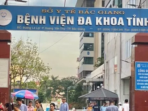 Vụ xe cứu thương thu 21 triệu đồng: Tạm đình chỉ 3 cán bộ Bệnh viện Bắc Ninh