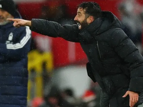 Dàn ứng viên tên tuổi sẵn sàng thay thế Amorim tại Man United
