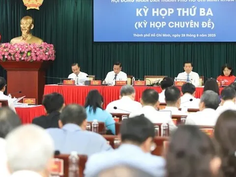 UBND TP HCM đề xuất tăng hỗ trợ cho phụ nữ sinh đủ 2 con