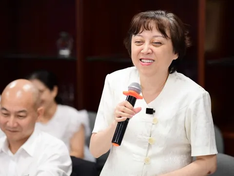 Thách thức trong quản lý bánh trung thu 'nhà làm', bán trực tuyến
