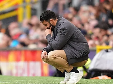 HLV Ruben Amorim nói lý do không dám xem Bruno Fernandes đá phạt đền