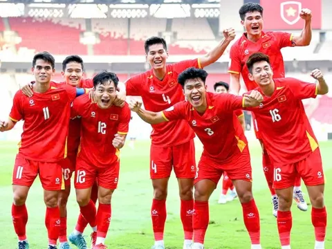Chờ tân binh thể hiện