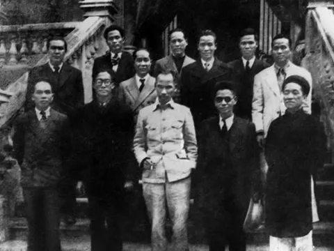 Đi tìm những đồng tiền vàng Bác Hồ tặng các yếu nhân
