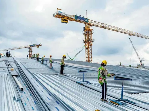 Dự án lập kỷ lục, đón được đại bàng lớn thế giới: Chỉ còn 4 tháng, 14.000 người làm xuyên lễ, công nghệ cao vào cuộc