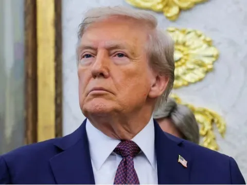 Tổng thống Mỹ Trump sẽ đổi tên Bộ Quốc phòng