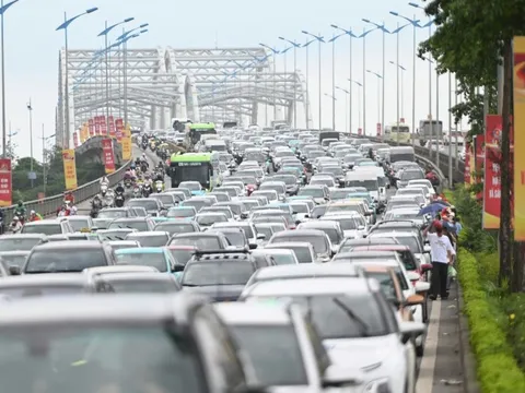 Tạm cấm phương tiện trên một số tuyến đường Hà Nội từ 6h sáng mai