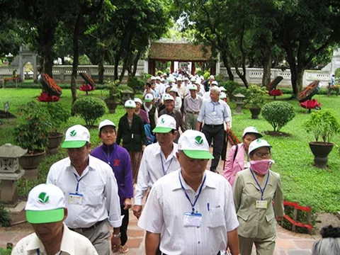 Người trên 60 tuổi phải biết thủ tục này khi đến di tích, danh lam thắng cảnh: Tiết kiệm được khoản lớn
