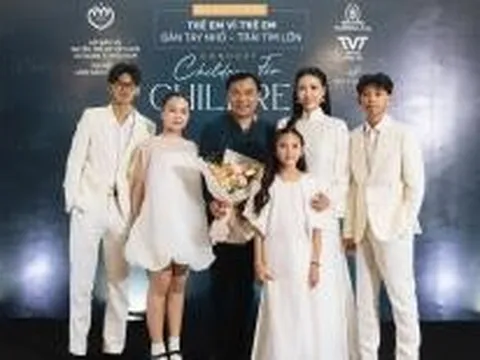 “Sự gắn kết giữa Hoa hậu Hà Kiều Anh và đạo diễn Điệp Văn tạo nên một đêm nhạc giàu cảm xúc.