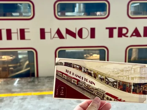 Từ hôm nay, đoàn tàu “Hà Nội 5 cửa ô” vận hành thương mại: Chi tiết lịch trình, giá vé