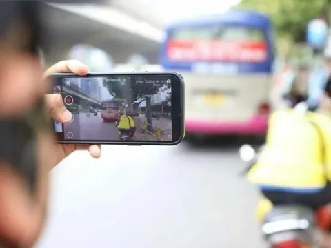 TPHCM: Ghi được hình ảnh vi phạm giao thông, người dân có thể gửi về địa chỉ nào?