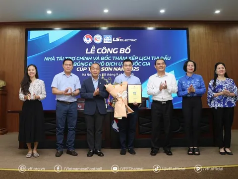Giải đấu Việt Nam tiếp tục đón tin vui, chờ dàn sao mới tỏa sáng