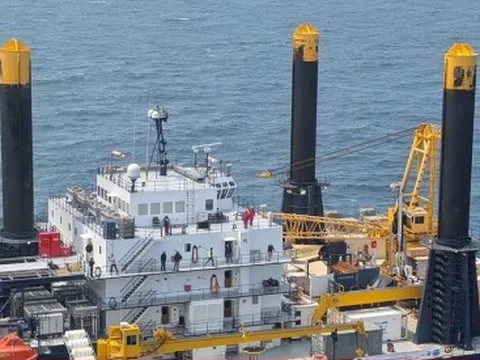 Phát hiện hồ nước ngọt khổng lồ dưới đáy biển Đại Tây Dương