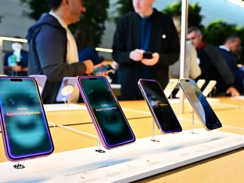 Nhân viên Apple Store lĩnh án tù vì trộm 44 chiếc iPhone