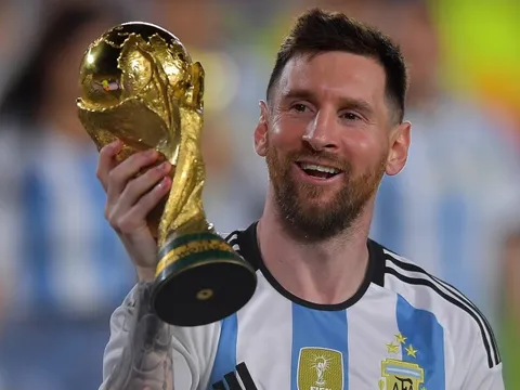 Di Maria tin rằng Messi vẫn chưa giải nghệ dù úp mở khả năng chia tay đội tuyển