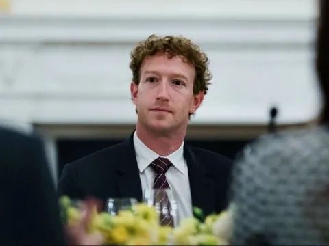 Mark Zuckerberg đâm đơn kiện chống lại Meta, công ty mẹ của Facebook