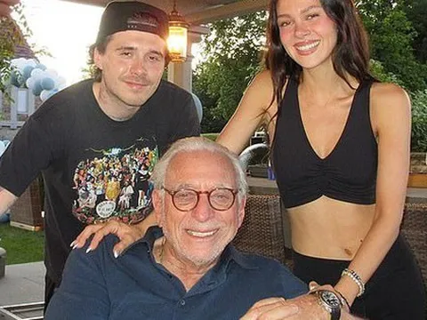 Brooklyn Beckham chuẩn bị làm "ông chủ", được bố vợ tỷ phú "chống lưng"