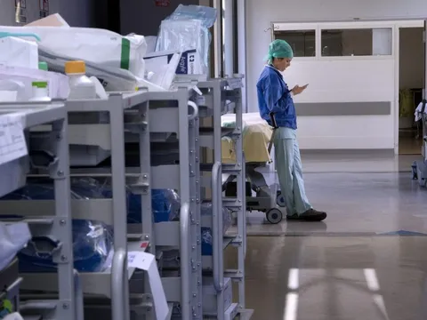 Hành trình gần 200 năm của bác sĩ nội trú từ châu Âu đến Việt Nam: Khi các siêu nhân mặc áo blouse trắng!