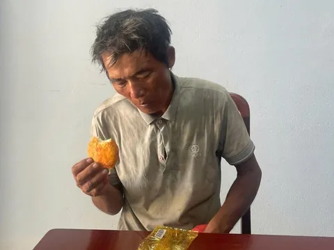 Người đàn ông Hà Tĩnh đi lạc vào tận Huế, công an kịp thời hỗ trợ đưa về nhà