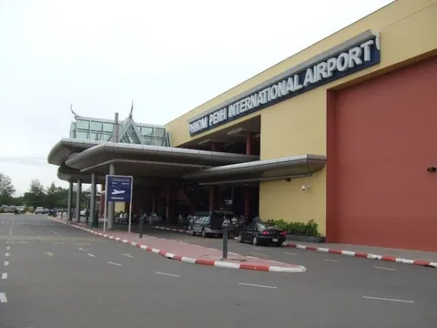 Đêm "lạ kỳ" ở sân bay quốc tế 66 năm tuổi của Campuchia: Những chiếc máy bay thương mại cuối cùng rời đi, một kỷ nguyên khép lại
