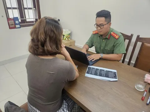Đăng bài viết trên Threads liên quan đến Bệnh viện Bạch Mai, chủ tài khoản sinh năm 1993 lập tức được công an mời lên làm việc