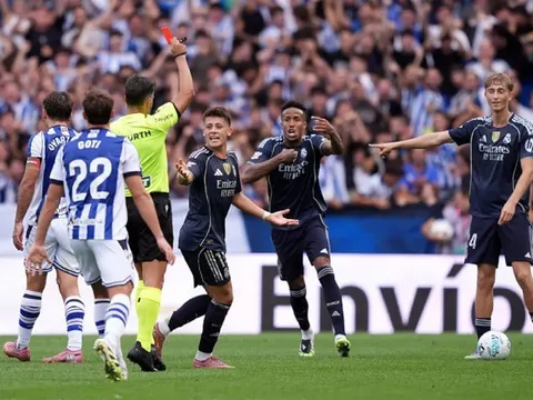 Real Madrid khiếu nại trọng tài lên FIFA